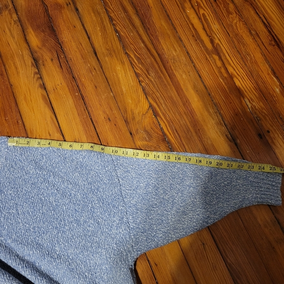 Central Park West New York Senna Denim Knit Cropped Sweater M - Picture 12 of 12